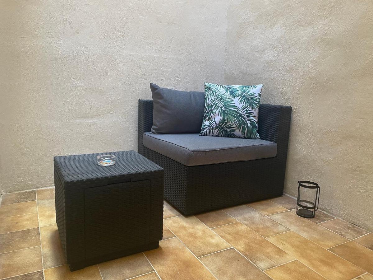 Parisio One Bedroom Maisonette In Sliema Exteriör bild