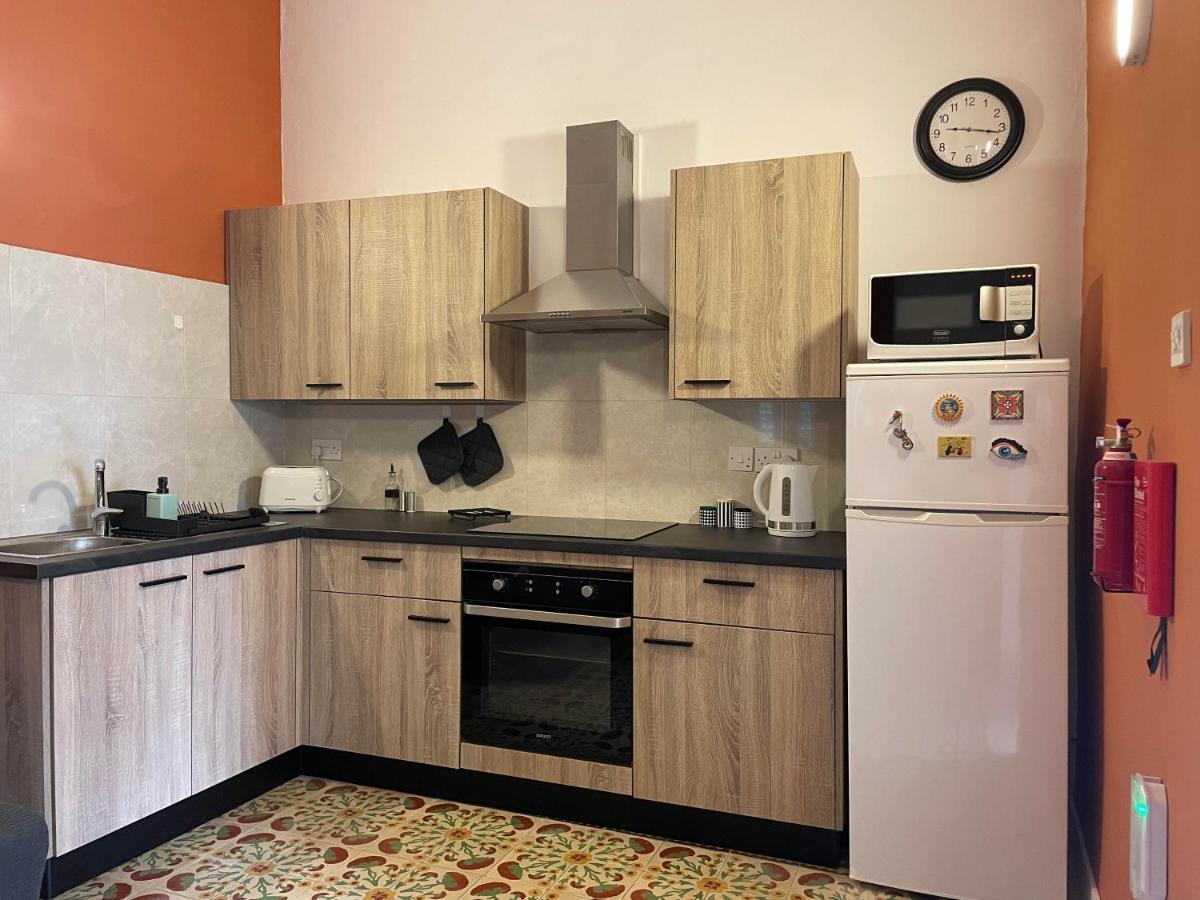 Parisio One Bedroom Maisonette In Sliema Exteriör bild